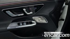 Mercedes-Benz EQE EQE350+ 2023 года из Южной Кореи