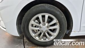 Hyundai AVANTE 1.6 2020 года из Южной Кореи