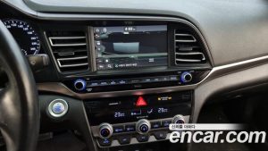 Hyundai AVANTE 1.6 2020 года из Южной Кореи