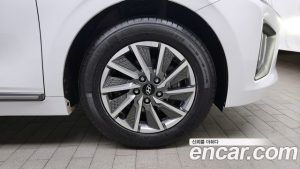 Hyundai Ioniq Q 2020 года из Южной Кореи