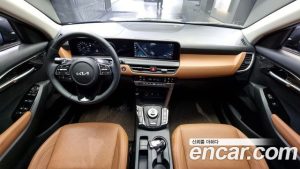 Kia Seltos Бензин 1.6 Turbo 2WD 2024 года из Южной Кореи