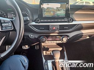 Kia K3 5Door GT Signature 2021 года из Южной Кореи