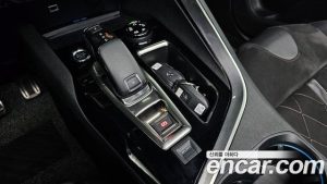 Peugeot 5008 2.0 BlueHDi GT 2020 года из Южной Кореи