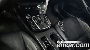 Kia Seltos Бензин 1.6 Turbo 2WD 2020 года из Южной Кореи