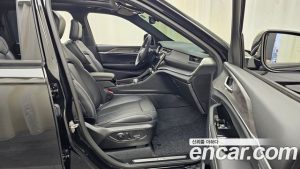 Jeep Cherokee 3.6 Overland 2023 года из Южной Кореи