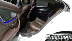 Mercedes-Benz CLS-Class CLS450 4MATIC AMG Line 2021 года из Южной Кореи