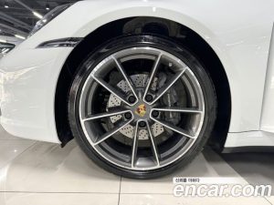 Porsche 911 CARRERA 4 2020 года из Южной Кореи