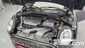 Mini Clubman JCW 2021 года из Южной Кореи