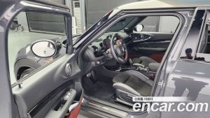 Mini Clubman JCW 2021 года из Южной Кореи