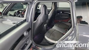 Mini Clubman JCW 2021 года из Южной Кореи