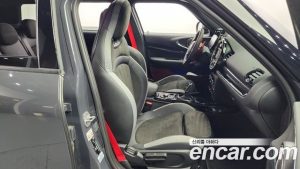 Mini Clubman JCW 2021 года из Южной Кореи