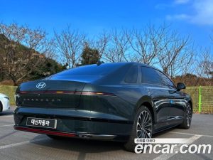 Hyundai Grandeur Calligraphy 2023 года из Южной Кореи