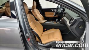 Volvo S60 T5 Inscription 2020 года из Южной Кореи