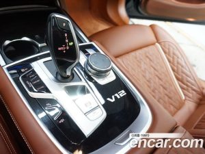 BMW 7-Series M760Li xDrive V12 Excellence 2021 года из Южной Кореи