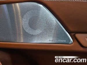 BMW 7-Series M760Li xDrive V12 Excellence 2021 года из Южной Кореи