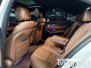 Mercedes-Benz E-Class E300e 4MATIC Exclusive 2021 года из Южной Кореи