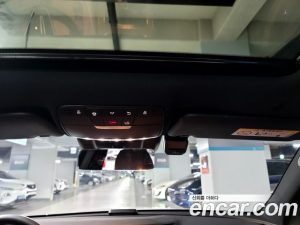 Mercedes-Benz E-Class E300e 4MATIC Exclusive 2021 года из Южной Кореи