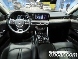 Kia K5 Noblesse 2021 года из Южной Кореи