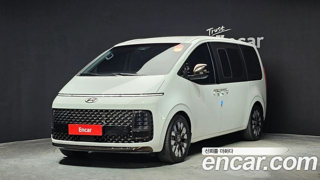 Hyundai Staria 4WD Lounge 9-Seater 2022 года из Кореи