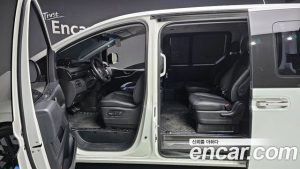 Hyundai Staria 4WD Lounge 9-Seater 2022 года из Южной Кореи