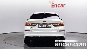 Kia K5 2.0 2020 года из Южной Кореи