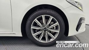 Kia K5 2.0 2020 года из Южной Кореи