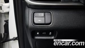 Kia K5 2.0 2020 года из Южной Кореи