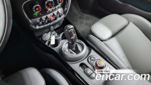 Mini Clubman High 2020 года из Южной Кореи
