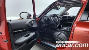 Mini Clubman High 2020 года из Южной Кореи