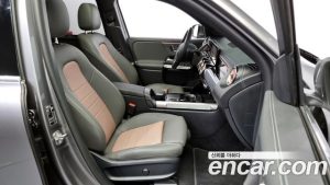Mercedes-Benz EQB EQB300 4MATIC 2023 года из Южной Кореи