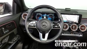 Mercedes-Benz EQB EQB300 4MATIC 2023 года из Южной Кореи