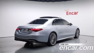 Mercedes-Benz S-Class S500L 4MATIC 2023 года из Южной Кореи