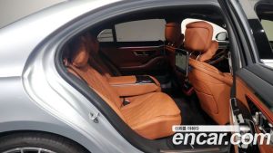 Mercedes-Benz S-Class S500L 4MATIC 2023 года из Южной Кореи