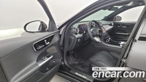 Mercedes-Benz C-Class C300 4MATIC Avantgarde 2023 года из Южной Кореи