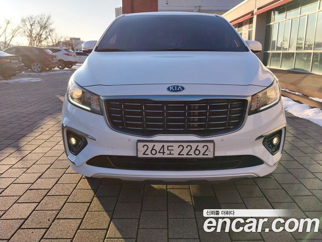 Kia Carnival 9-Seater Prestige 2020 года из Кореи