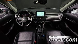 Kia Seltos Бензин 1.6 Turbo 2WD 2020 года из Южной Кореи