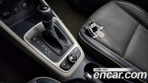Hyundai Venue 1.6 Flux 2020 года из Южной Кореи