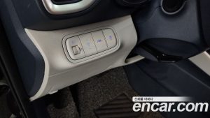 Hyundai Venue 1.6 Flux 2020 года из Южной Кореи