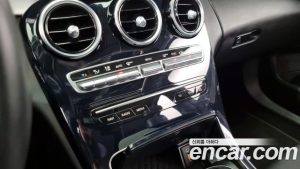 Mercedes-Benz C-Class C220 d 4MATIC 2020 года из Южной Кореи