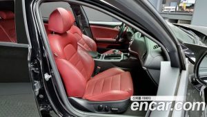 Kia Stinger 2.0 Turbo AWD 2020 года из Южной Кореи