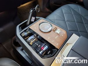 BMW iX xDrive50 Sport Plus 2023 года из Южной Кореи