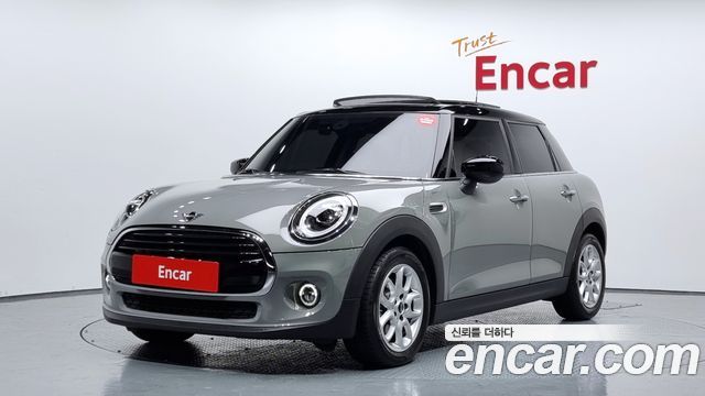 Mini Cooper 5Door HIGH 2021 года из Кореи