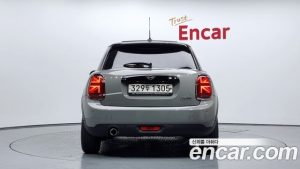 Mini Cooper 5Door HIGH 2021 года из Южной Кореи