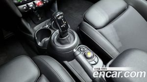 Mini Cooper 5Door HIGH 2021 года из Южной Кореи
