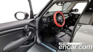 Mini Cooper 5Door HIGH 2021 года из Южной Кореи