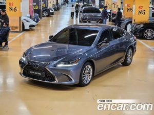 Lexus ES Executive 2021 года из Южной Кореи