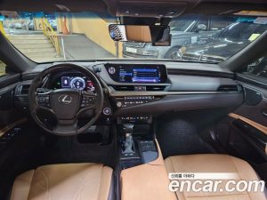 Lexus ES Executive 2021 года из Южной Кореи