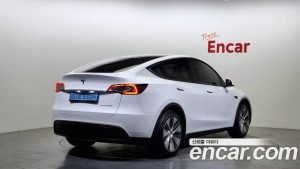 Tesla Model Y RWD 2024 года из Южной Кореи