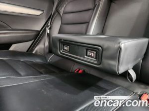 Renault-KoreaSamsung QM6 2.0 GDe Premiere 2WD 2020 года из Южной Кореи