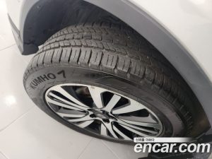 Renault-KoreaSamsung QM6 2.0 GDe Premiere 2WD 2020 года из Южной Кореи